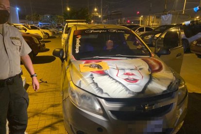 EL vehículo fue encontrado en el sector de Los Helechos, del cantón Durán