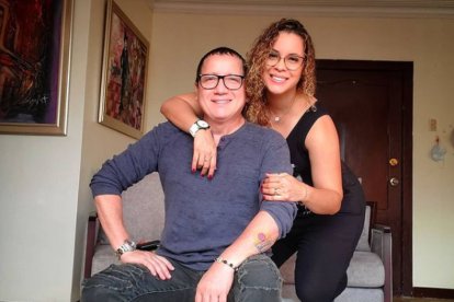 Tomás Delgado con su novia Melissa Avilés.