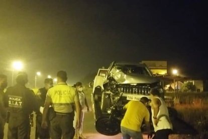 El hecho se produjo en la vía a Quito, cerca de donde Yudy vivía. Su amigo murió en el choque.