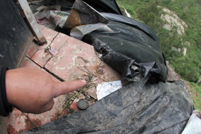 Algunos pisos de las viviendas ya están cuarteados.