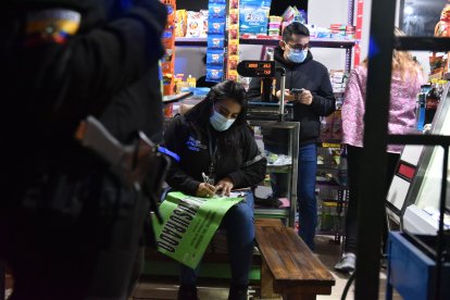 El espacio fue clausurado por la Comisaría.