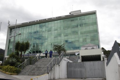 El edificio de Laboratorio de Criminalística.