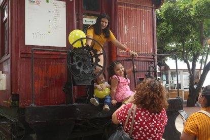 Panorama. Sitios turísticos fueron visitados por padres.