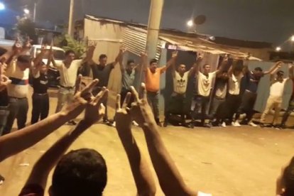 Los grupos delincuenciales durante las reuniones.