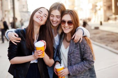 No hay nada más gratificante que trabajar en equipo, que solo depender de un solo conocimiento y esfuerzo.