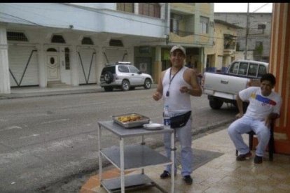 Cuando regresó de Italia se dedicó a vender chicharrones, pero lo que ganaba lo gastaba en el 'vicio'.