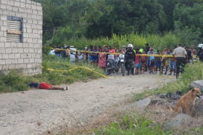 Eddy Quintero quedó sin vida detrás de un centro de diversión nocturna.