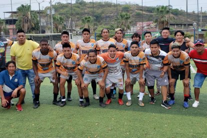 El equipo de Bahía Sport es uno de los animadores del torneo.