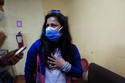 Graciela contó con dificultad lo sucedido. Estaba nerviosa.