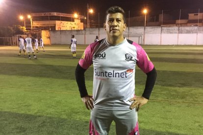 Erick ama tanto esta ciudad y el rico peloteo guayaco.