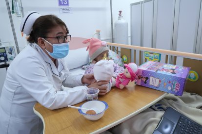 La ‘licen’ Pionce usa diversos recursos para sacarles sonrisas a sus chicos.