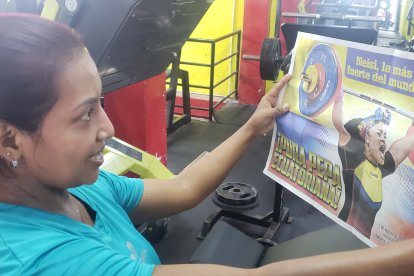 Diana Saquisilí se siente motivada con las medallas.