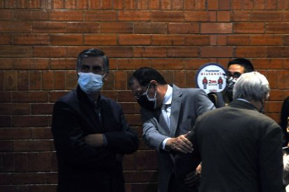 Santiago Guarderas se retiró de la sesión solemne.