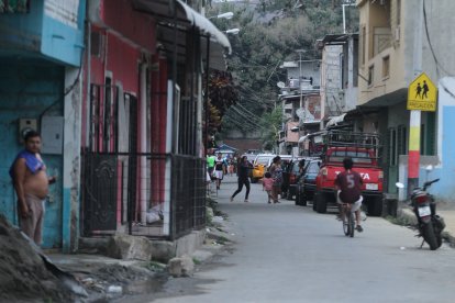 Quienes viven en las cárceles de Guayaquil temen que, en algún momento, se fuguen internos y se metan en sus casas.