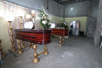 Una pareja asesinada la mañana del domingo 29 de agosto fue velada en la misma vivienda.