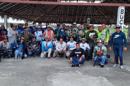Pescadores de Ecuador, Perú y Venezuela, en el torneo Limonal 2021.