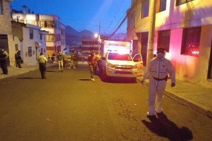 En el sector de Carcelen Bajo norte de Quito una persona de sexo femenino murio de un golpe en la cabeza por un objeto contundente familiares piden justicia  Quito 03 de Septiembre de 2021 Agencia(ag-extra ag-expreso-ag-quito) Gustavo Guaman