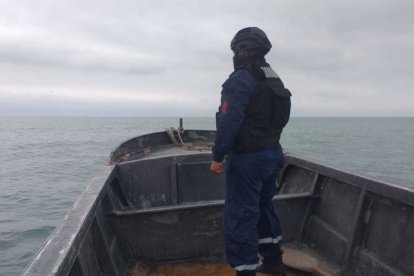 Personal de la Armada realizó una búsqueda del desaparecido.