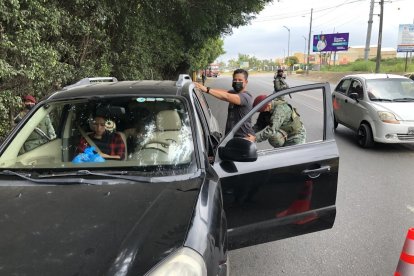 Más de 200 militares estuvieron en varios frentes en la ciudad de Babahoyo.