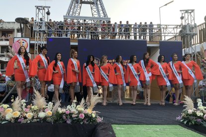 Presentación oficial de las candidatas.