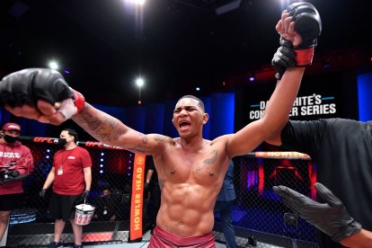 Michael Morales podría debutar en la UFC en 2022 y tener un par de peleas.