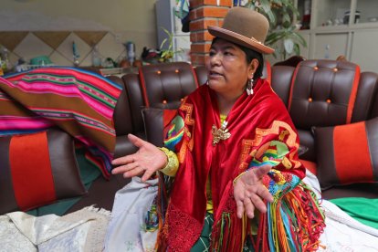 Inicialmente fue difícil convencer a los cocineros de que le vendan el aceite usado e incluso dio capacitaciones para enseñarles que no deben reusarl