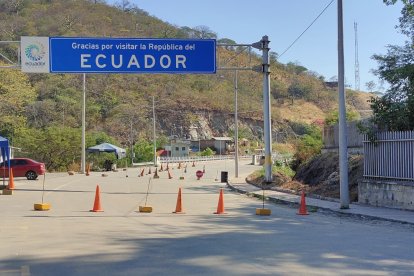 Actualmente a frontera está cerrada por la pandemia y eso hace que entren productos por pasos clandestinos, los cuales puede venir con el hongo.