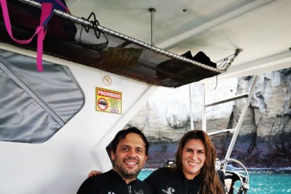 El 

empresario Patrick Mitaz con su amada.