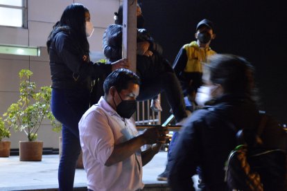 El hermano de Luis Tito se bajaba de un taxi cuando escuchó los disparos.