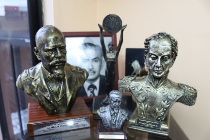 Ha recibido varios reconocimientos por su trabajo con las letras. Su meta más próxima es inaugurar el Museo de la Palabra, en Cotocollao.