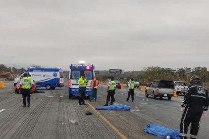 Agentes de la Comisión de Tránsito, Oficina de Investigación de Accidente y de la Unidad de Rescate tomaron procedimiento.