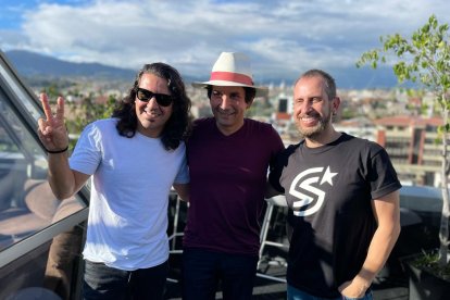 Sergio Sacoto aprovechó y se tomó la foto del recuerdo.