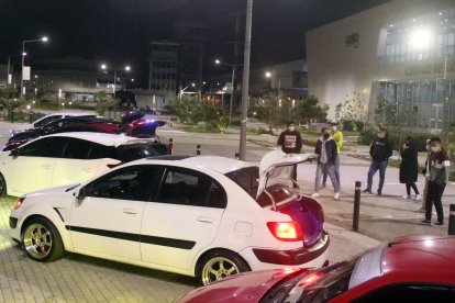 Los encuentros también sirven para mostrar los carros tuneados.