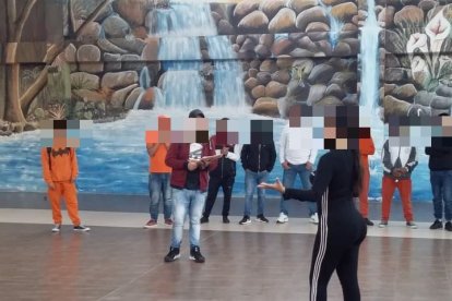 La psicóloga dice que recibió reconocimientos por su trabajo. Parte de su labor era dar terapia a los internos de máxima seguridad.