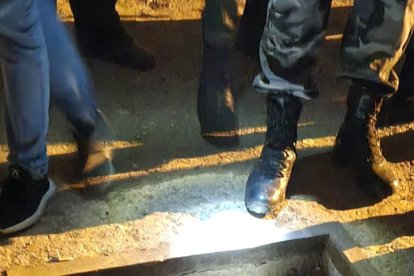 Dentro de esta alcantarilla  fue hallado el tronco del recluso desmembrado.