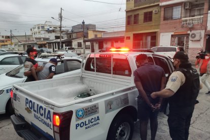 Los dos detenidos son ecuatorianos. Uno registra antecedentes penales.