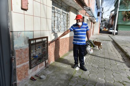 Marcelo paga, por ahora, la tarifa básica de agua potable luego del robo.