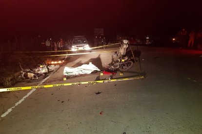 El choque despertó a personas que habitan por la Y del Muerto de la parroquia Sabanilla