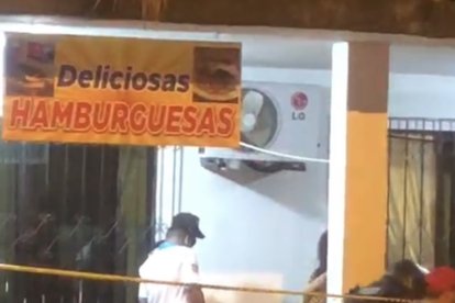 El ciudadano estaba en el exterior de un puesto de comidas rápidas cuando lo asesinaron.