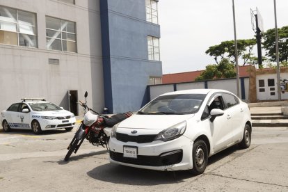 Los supuestos culpables fueron encontrados en el carro donde cometieron el crimen.