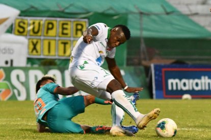 El último club del zaguero ecuatoriano Koob Hurtado fue Liga de Portoviejo.