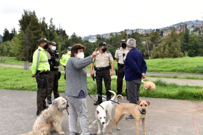 Los vecinos piden a la Policía que realicen más patrullajes por el sector.