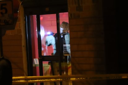 Mientras los uniformados hacían el levantamiento de evidencias.