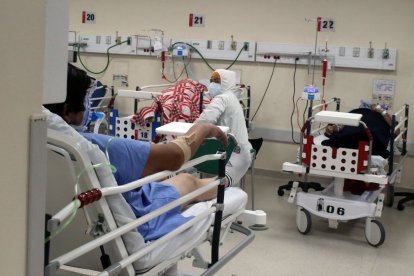 Hospitales están recibiendo más pacientes en este mes comparado con diciembre de 2021.