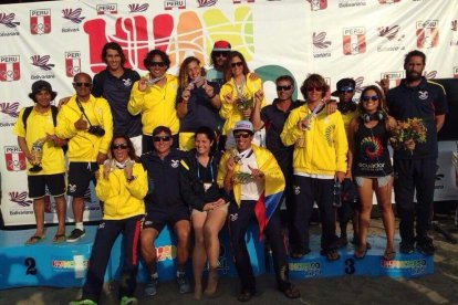 Selección ecuatoriana de Surf, que representó a Ecuador en torneos internacionales en Perú y Chile en 2018.