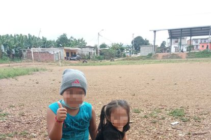 Los juegos entre ñaños (las escondidas, cogidas, etcétera) son parte de su terapia.