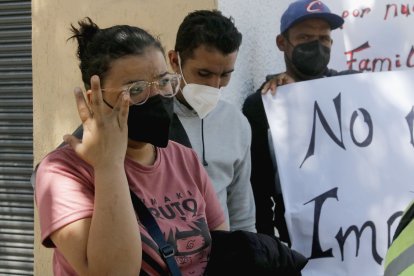 La esposa de Jorge Anaya está preocupada porque él está en coma  inducido.