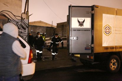 Uno de los fallecidos tenía más de seis agujeros en su cuerpo.