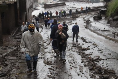 La experiencia vivida en el aluvión debe de ser acompañada por un experto en salud mental.