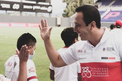 Said López es el impulsor de la escuela con niños de la Mena 2 y San Francisco de Miravalle